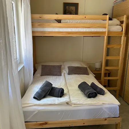 Seafront Kuca Banja Apartamento