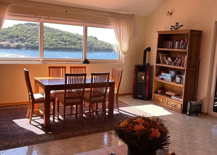 Seafront Kuca Banja Korčula