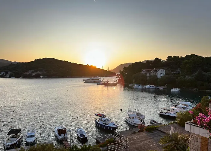 Seafront Kuca Banja